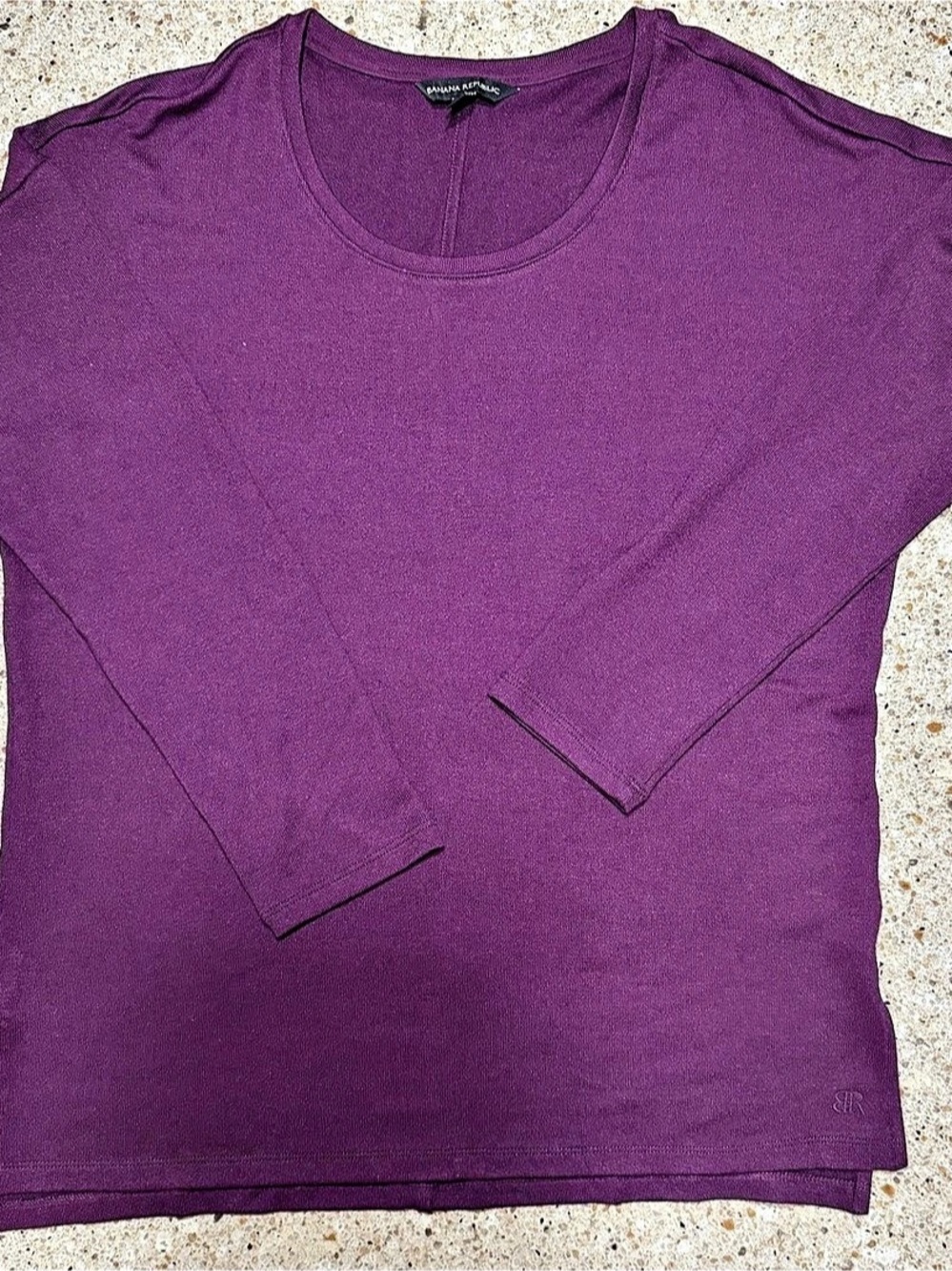 Banana Republic Long Sleeve Tee in Purple Size Small